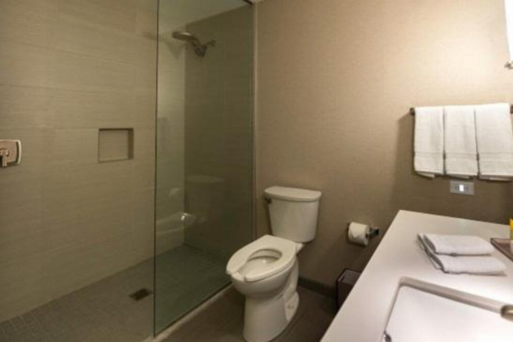 Room image 5